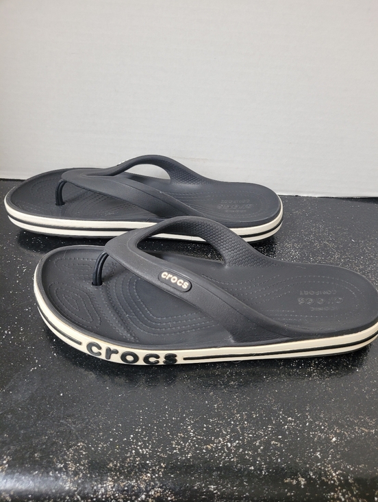 CROCS Shoes - Crocs Classic Flip Sandals in Black with White Trim
